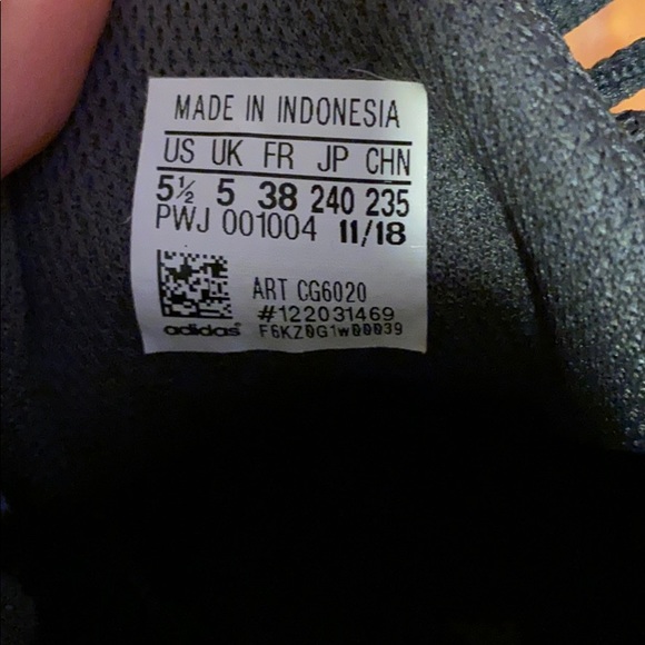 NWOT Adidas Kids Altarun Running Shoes - Picture 7 of 13